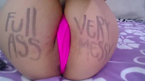 Snapshot of skynny_horney chatting on 22, 12, 2024 Skynny online show from 22, 12, 2024