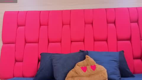 Snapshot of skynny_horney chatting on 10, 10, 2025 Skynny online show from 10, 10, 2025