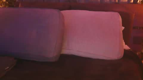 skyonetoo3 online show from 8, 9, 2025