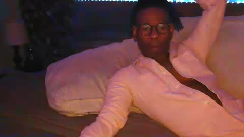 skyonetoo3 online show from 25, 10, 2025