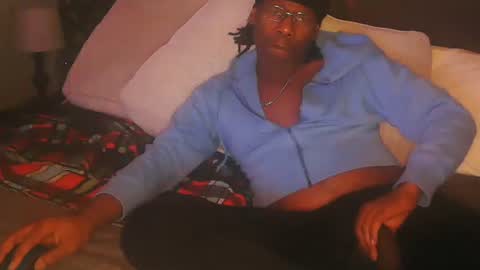 skyonetoo3 online show from 27, 11, 2025