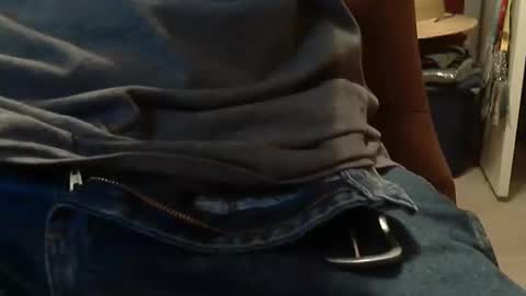 Snapshot of skypylot chatting on 15, 11, 2025 ResqPylot2 online show from 15, 11, 2025