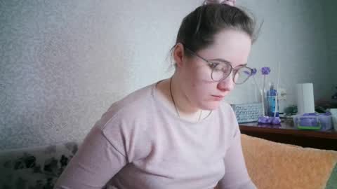 skyressie333 online show from 18, 2, 2025