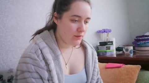 skyressie333 online show from 19, 2, 2025