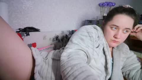 skyressie333 online show from 20, 2, 2025