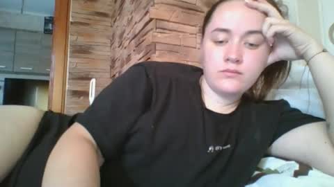 skyressie333 online show from 10, 10, 2025