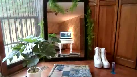 Sky Winters online show from 23, 11, 2025