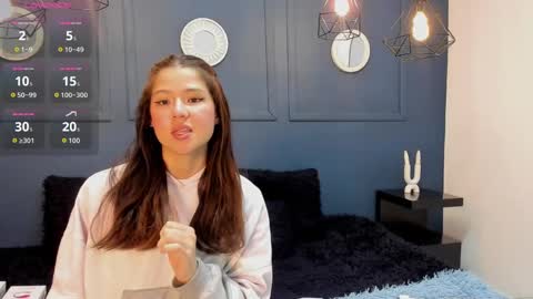 Snapshot of skyy_bloom chatting on 24, 11, 2025 Sky online show from 24, 11, 2025