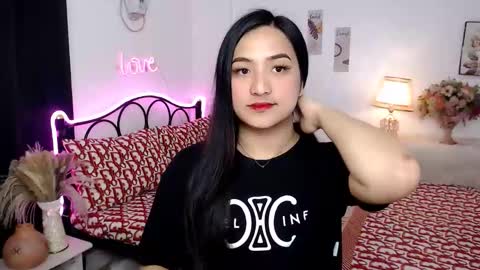 Queen Cyrine online show from 9, 9, 2025