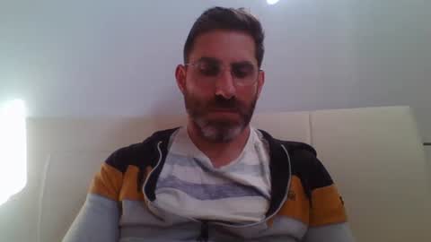 camboy online show from 9, 3, 2025