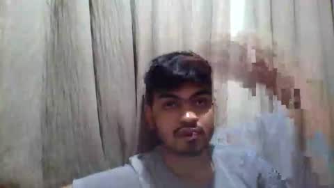 Snapshot of slavesj18 chatting on 8, 11, 2025 Add me on hangout sjcool1998 online show from 8, 11, 2025