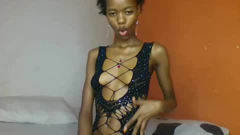 Snapshot of slaybby chatting on 5, 3, 2025 Slaybby online show from 5, 3, 2025