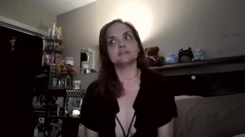 Snapshot of slayterkitty chatting on 2, 11, 2025 slayterkitty online show from 2, 11, 2025