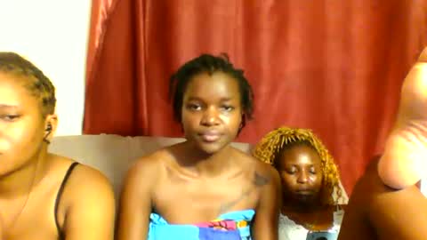 sleek_ass online show from 4, 3, 2025