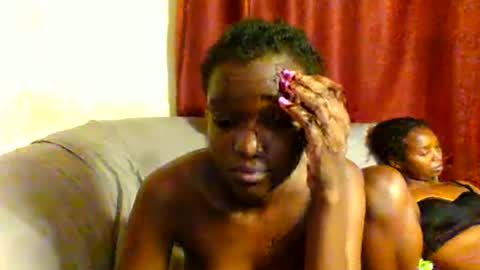 sleek_ass online show from 10, 3, 2025