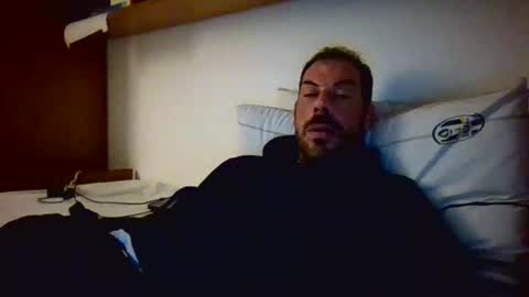 Snapshot of slevin1983 chatting on 14, 12, 2024 slevin online show from 14, 12, 2024