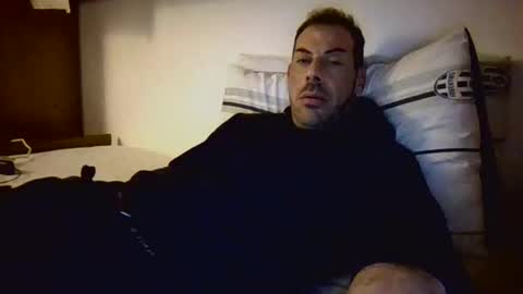 Snapshot of slevin1983 chatting on 26, 2, 2025 slevin online show from 26, 2, 2025