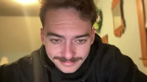 Snapshot of slickmass chatting on 3, 1, 2025 SlickMass online show from 3, 1, 2025