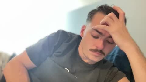 Snapshot of slickmass chatting on 19, 2, 2025 SlickMass online show from 19, 2, 2025