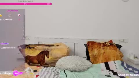 Snapshot of slim_jen chatting on 7, 11, 2025 slim_jen online show from 7, 11, 2025