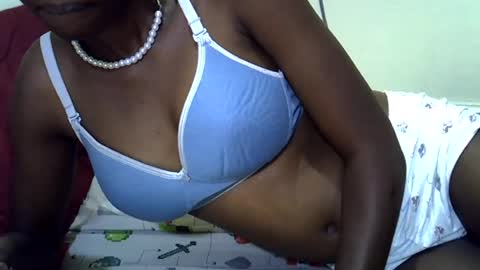 slim_kiteey online show from 15, 6, 2026