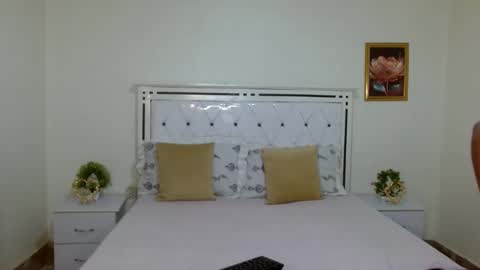 Snapshot of slimebonie chatting on 28, 9, 2025 purity online show from 28, 9, 2025