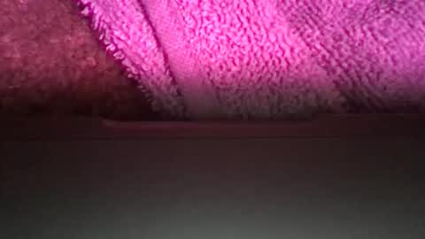 Snapshot of slimedge1243 chatting on 22, 11, 2025 slimedge1243 online show from 22, 11, 2025