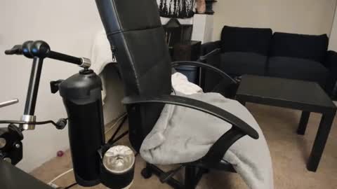 Slimguerrilla online show from 31, 12, 2024