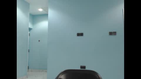 Snapshot of slimzyxdoll chatting on 20, 2, 2025 slimzyxdoll online show from 20, 2, 2025