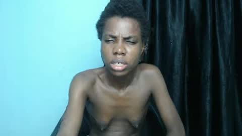 Snapshot of slimzyxdoll chatting on 5, 3, 2025 slimzyxdoll online show from 5, 3, 2025