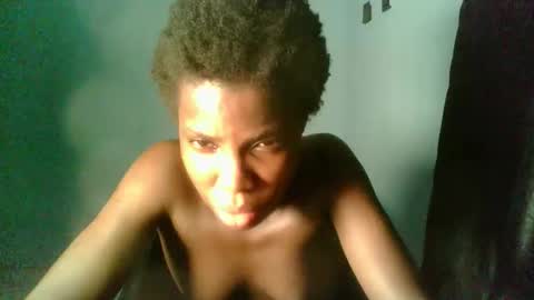 Snapshot of slimzyxdoll chatting on 10, 9, 2025 slimzyxdoll online show from 10, 9, 2025