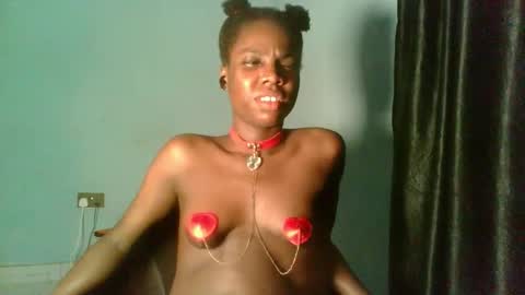 Snapshot of slimzyxdoll chatting on 15, 9, 2025 slimzyxdoll online show from 15, 9, 2025