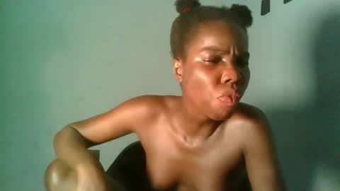 Snapshot of slimzyxdoll chatting on 16, 9, 2025 slimzyxdoll online show from 16, 9, 2025