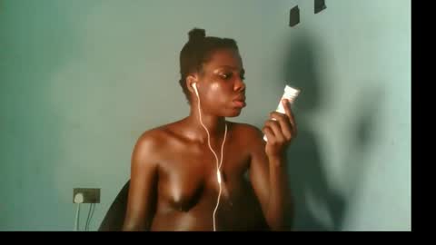 Snapshot of slimzyxdoll chatting on 17, 9, 2025 slimzyxdoll online show from 17, 9, 2025