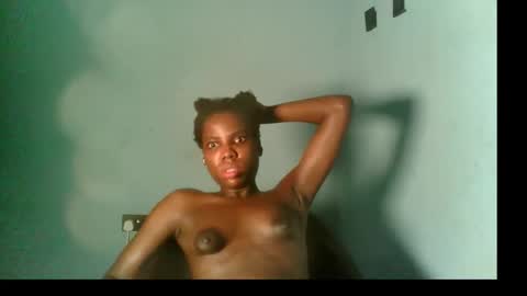 Snapshot of slimzyxdoll chatting on 18, 9, 2025 slimzyxdoll online show from 18, 9, 2025