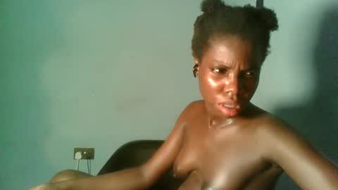 Snapshot of slimzyxdoll chatting on 19, 9, 2025 slimzyxdoll online show from 19, 9, 2025