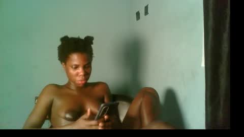 Snapshot of slimzyxdoll chatting on 24, 9, 2025 slimzyxdoll online show from 24, 9, 2025