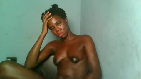 Snapshot of slimzyxdoll chatting on 7, 10, 2025 slimzyxdoll online show from 7, 10, 2025