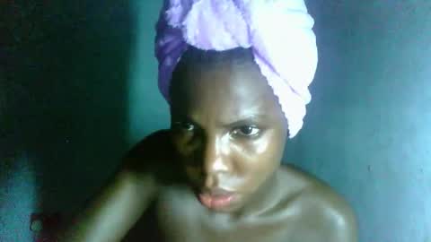 Snapshot of slimzyxdoll chatting on 7, 10, 2025 slimzyxdoll online show from 7, 10, 2025