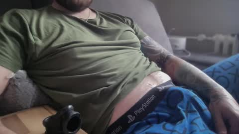 Snapshot of slovakman69 chatting on 21, 10, 2025 just chillin online show from 21, 10, 2025