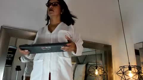 Snapshot of slut_milf_ chatting on 24, 6, 2026 slut_milf_ online show from 24, 6, 2026