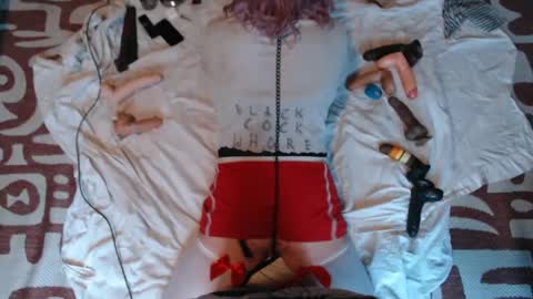 Snapshot of slutgurl_pdx chatting on 1, 1, 2025 slutgurl_pdx online show from 1, 1, 2025