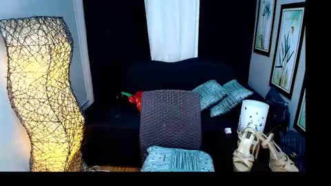 Snapshot of sluthotcummer69x chatting on 12, 12, 2024 EMPRESS GODDESS KRISTINE online show from 12, 12, 2024