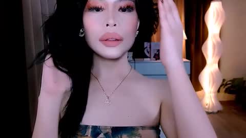 slutty_aurora online show from 21, 9, 2025