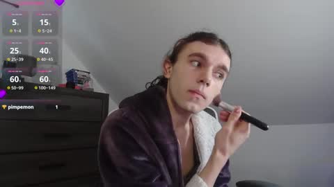 Snapshot of sluttyhorrorparty chatting on 3, 12, 2025 Natsu online show from 3, 12, 2025