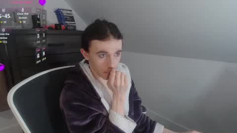 Snapshot of sluttyhorrorparty chatting on 25, 2, 2026 Natsu online show from 25, 2, 2026