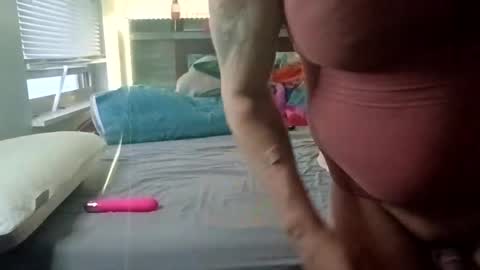 Snapshot of sluttyslut123797367 chatting on 10, 5, 2026 Nastyguurl online show from 10, 5, 2026
