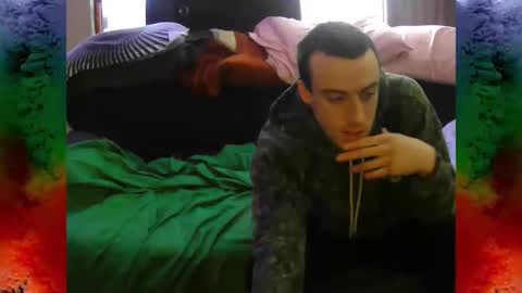 Snapshot of sluttystudly chatting on 1, 12, 2025 SS Bois online show from 1, 12, 2025