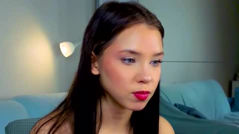 Lily online show from 18, 9, 2025