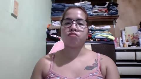 Snapshot of small_boobs59 chatting on 5, 2, 2025 Lovewella online show from 5, 2, 2025